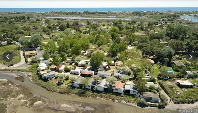 Mobil Home 4 personnes tout confort Juillet & Août Bord étang de Thau Marseillan - 1
