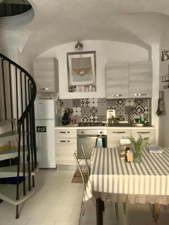 Appartamento grazioso in centro storico a Perugia - 4