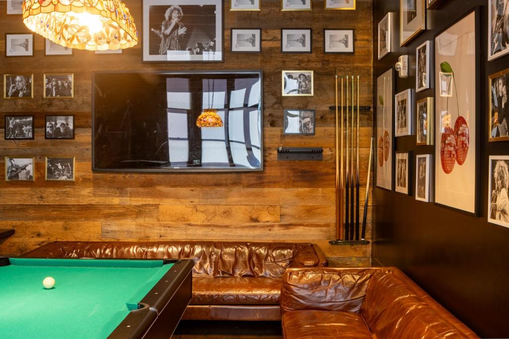 Bar/lounge