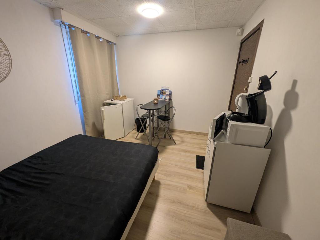 AirBnBri' Chambre à Louer RDC Maison - 2