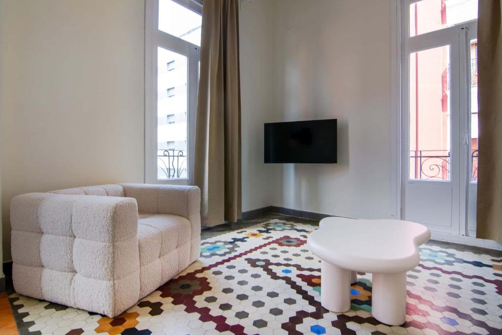 Spacest - Carrer de Francesc Cubells C - 5