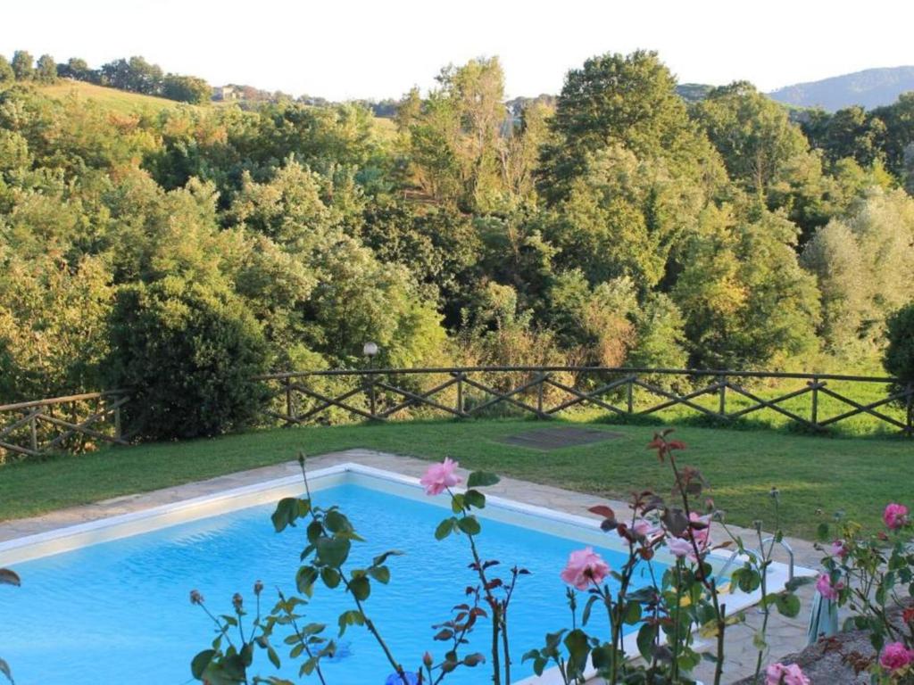 Apartment Rustikale Eleganz mit Blick auf die umbrische La by Interhome - 2