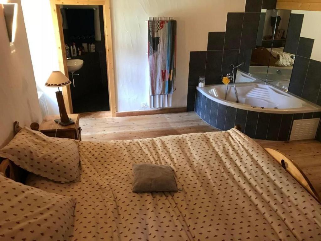 Holiday Home Chalet Le Grandzon - bis 8 Personen by Interhome - 2