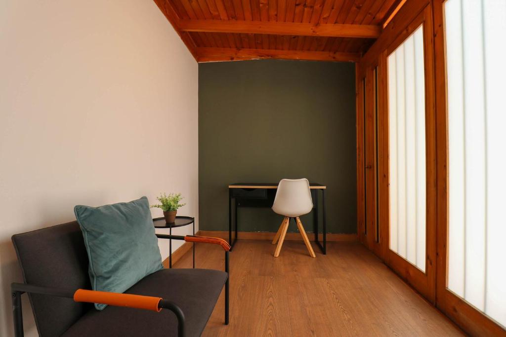 Stylish & Bright 2BR in Miraflores - 4