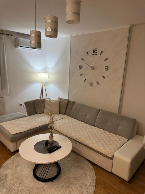 Stan na Dan-Apartman Smile Lukavica - 5