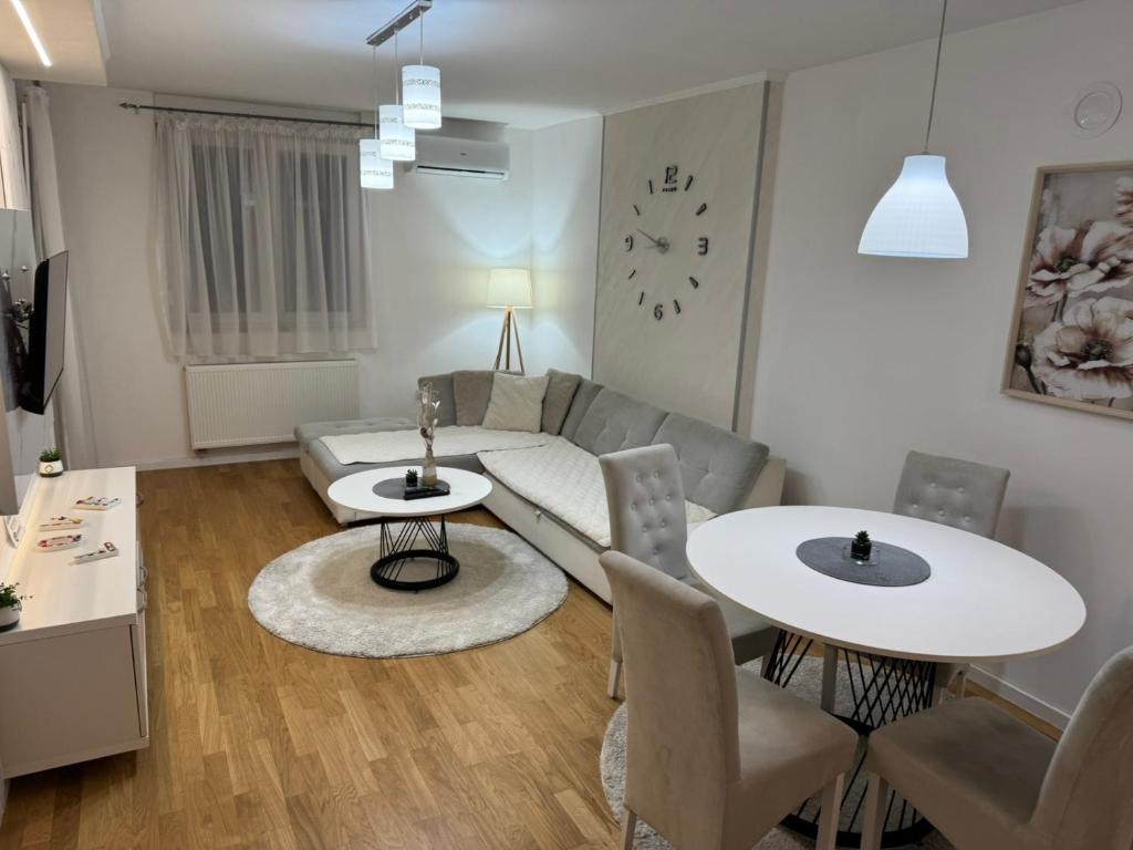Stan na Dan-Apartman Smile Lukavica - 2