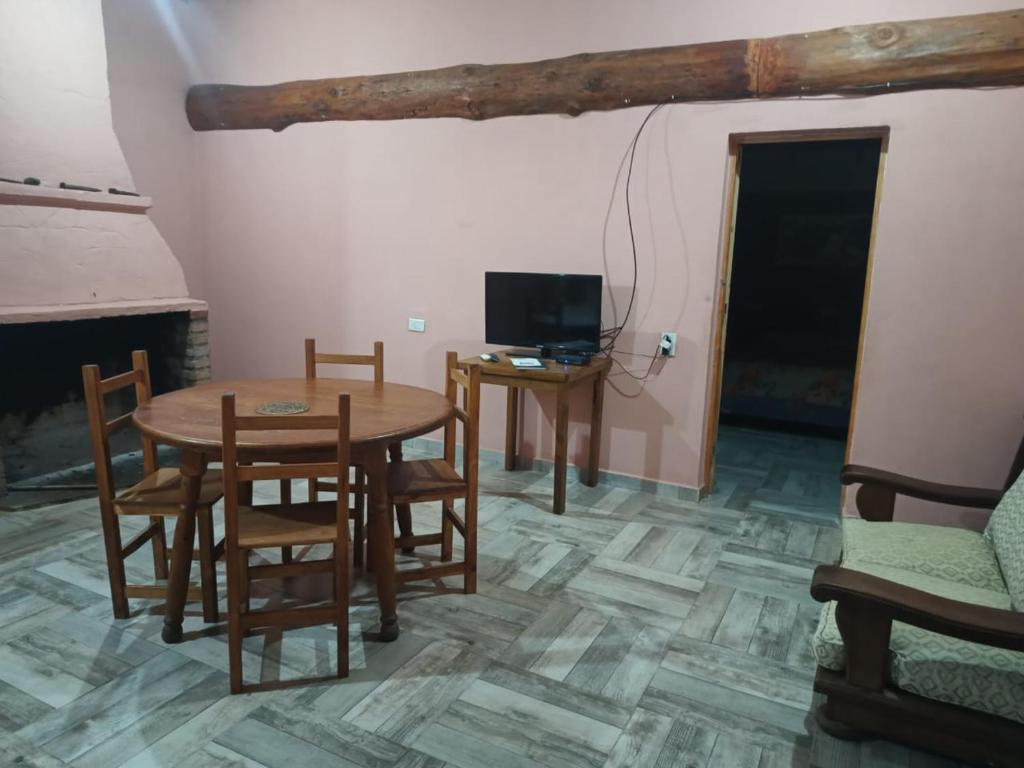 Cholila Hostel - 3