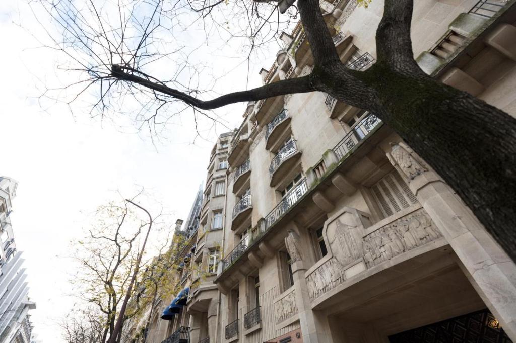 Eiffel Tower - Prestigious 2BR - Terrace - 2