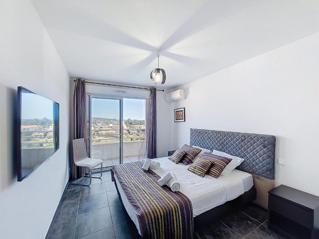 Apartment La Boétie by Interhome - 5