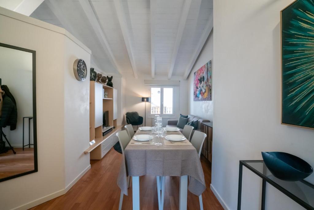 Giulia's Home 1 - 2