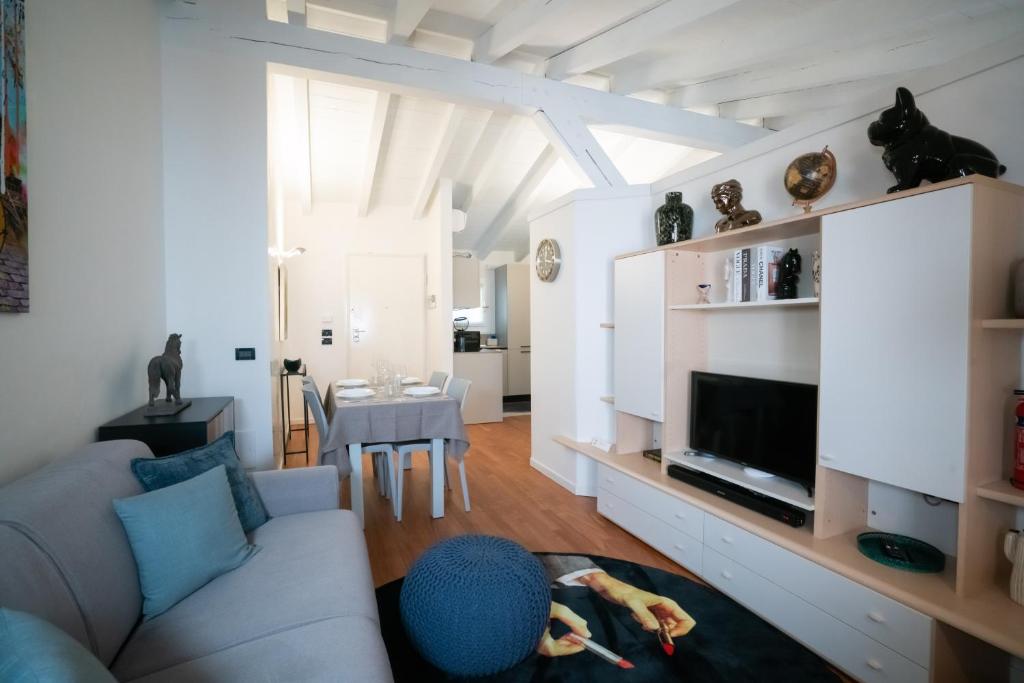 Giulia's Home 1 - 5