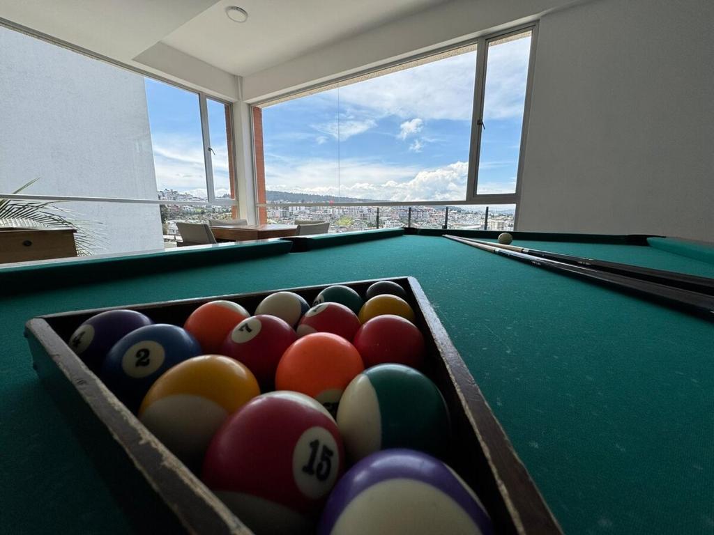 Apartamento cerca de Solca y Embajada Americana con Vista a la Ciudad GYM - 2