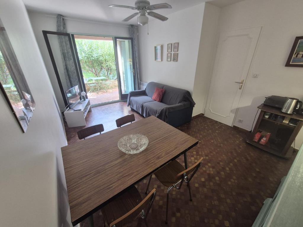 Collioure : Appartement Lumineux T2 avec Terrasse et Parking - FR-1-309-442 - 3