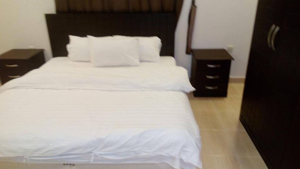 Ghadeen Furnished Apartments photo