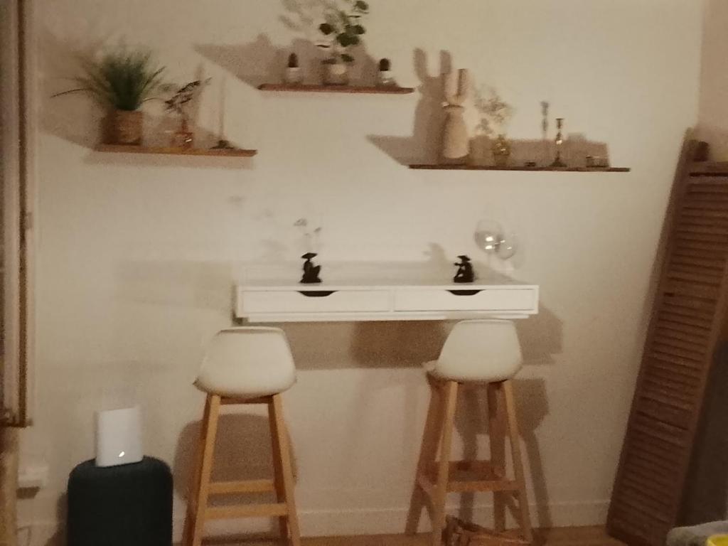 Gare Montoparnasse ,awesome, 76 m2 2 bedroom,,center of st Germain ,5 mins Eiffel tour and Louvre meusm ,2 mins latin dustrict and Cathedral of Notre of Paris - 2