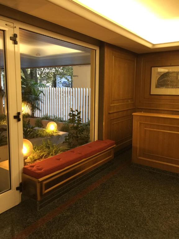 Giulio Cesare luxury apartment photo