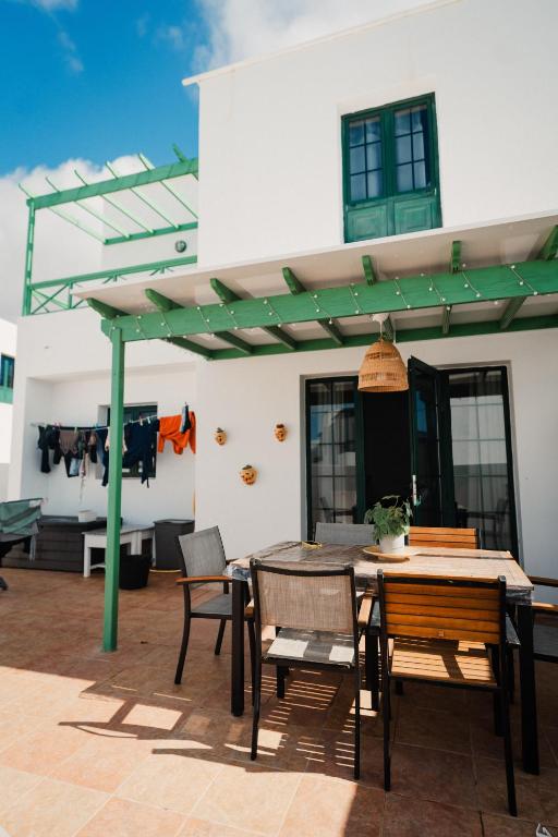 Vivilanza Surfhouse - 1