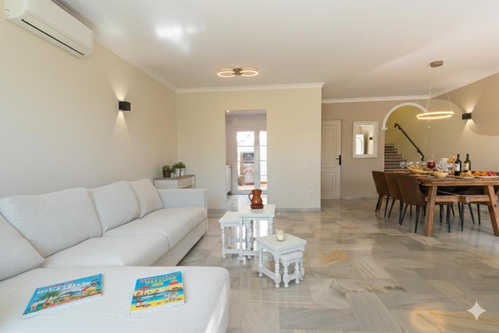 2 Mijas Playa Club in La Cala de Mijas - 3