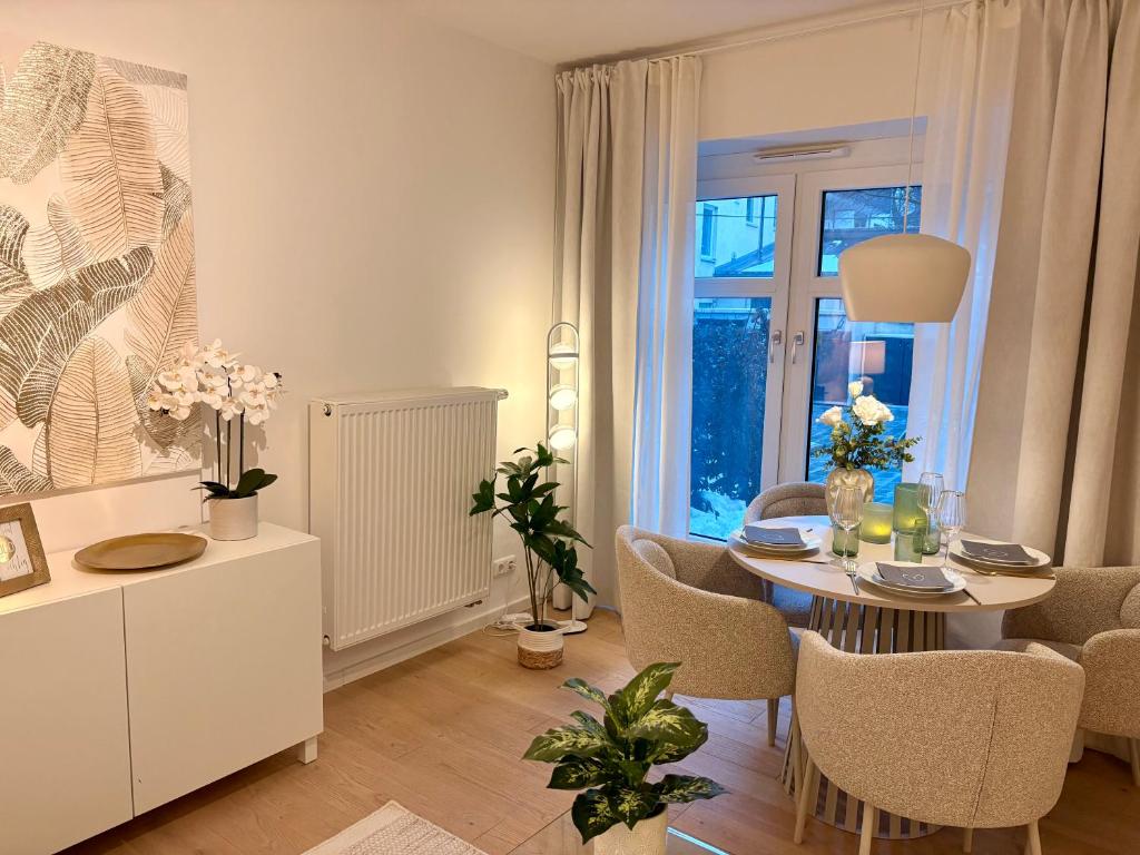 Cozy Apartment with Kitchen and Open Living - 5