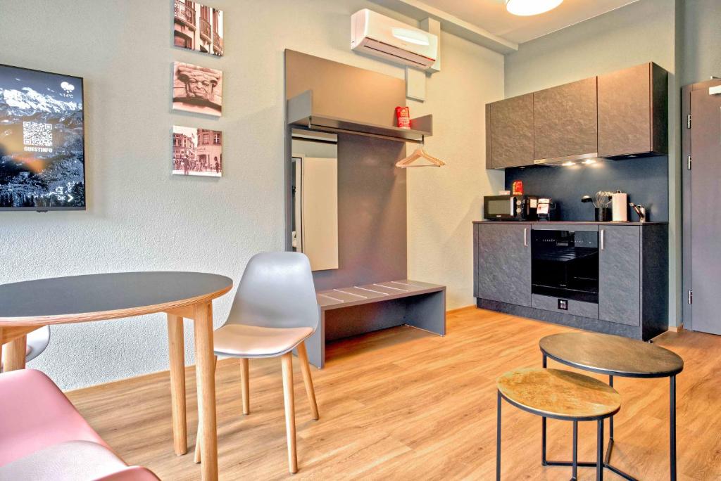 BANK House Apartment L 206 - GRIWA RENT - 4