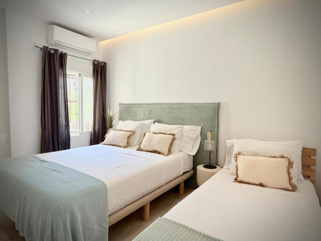 Valencia Beach Escape - 4 Min Walk to Beach - 3