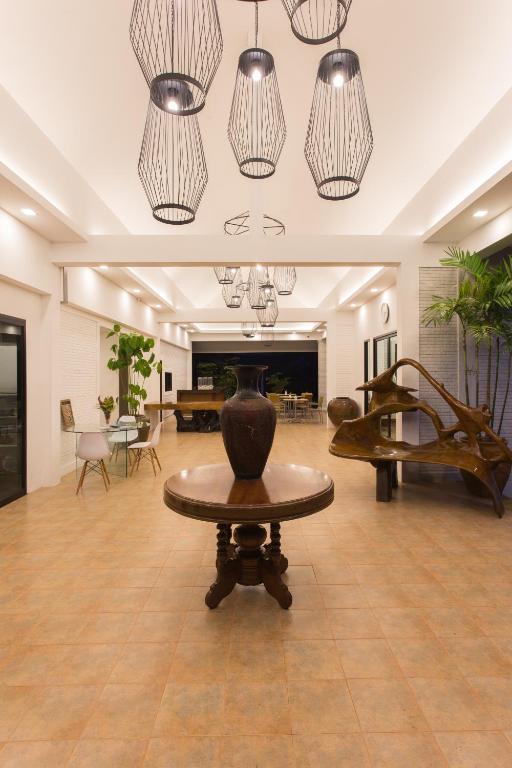 알리시아 풀 빌라