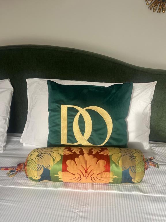 Domus Orestea Luxury Suites - 2