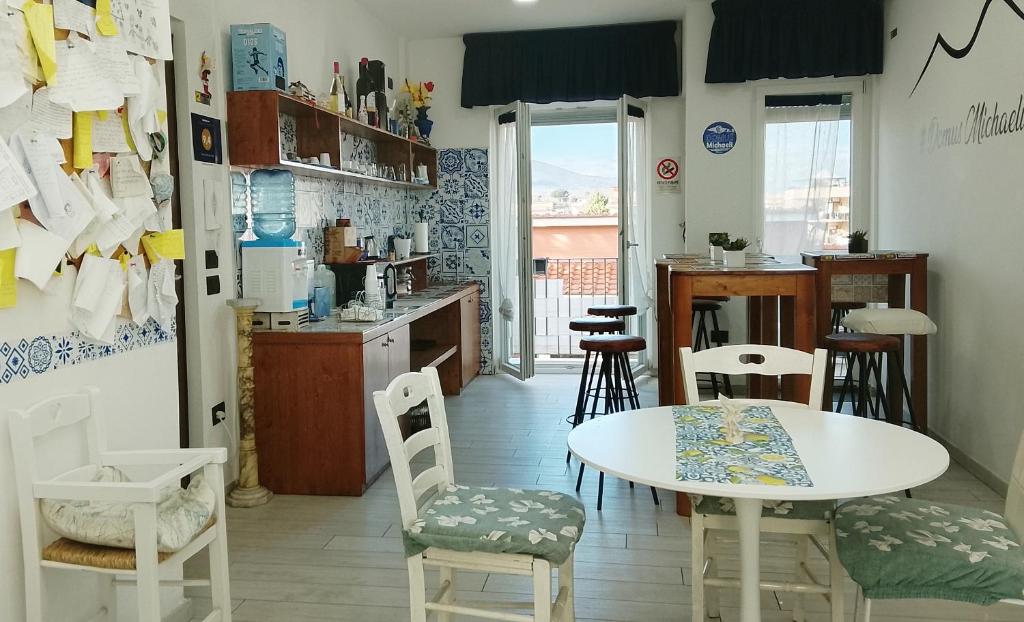 Pompei Domus Michaeli Bed & Breakfast - 2