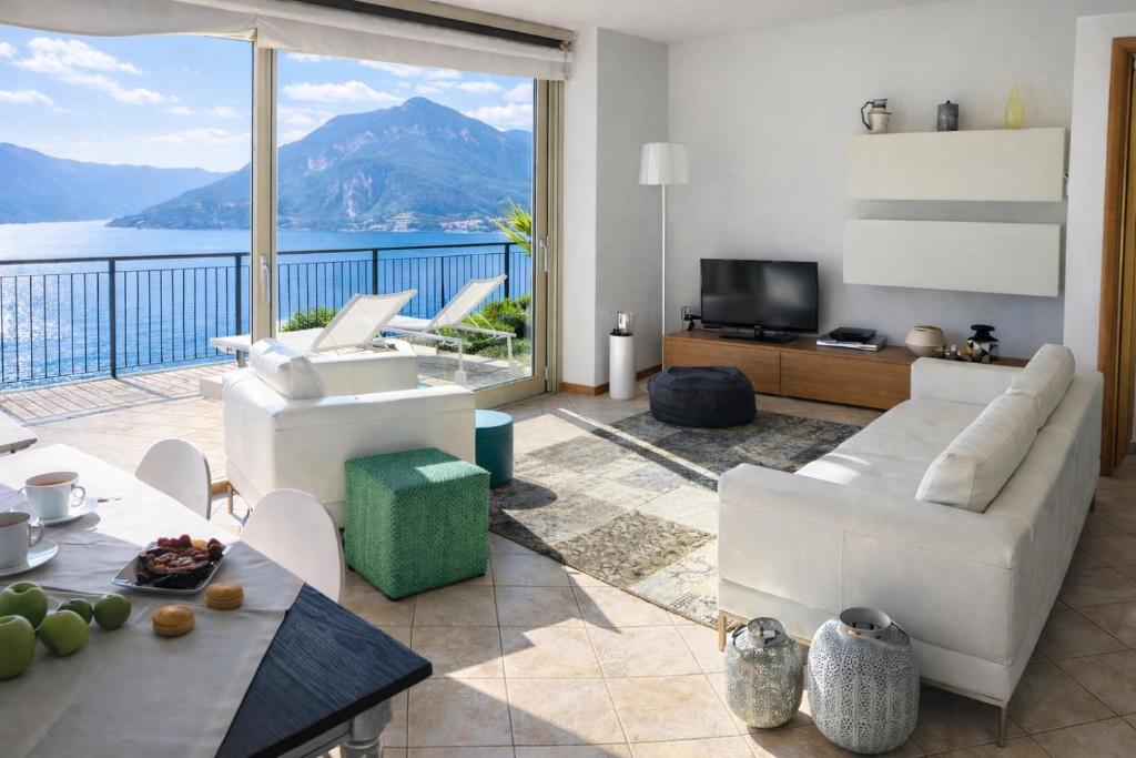 Luci sul Lago - A Real Paradise - 2