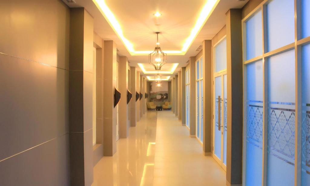 Business center, Khas Pekalongan (formerly Pesonna Hotel Pekalongan) in Pekalongan