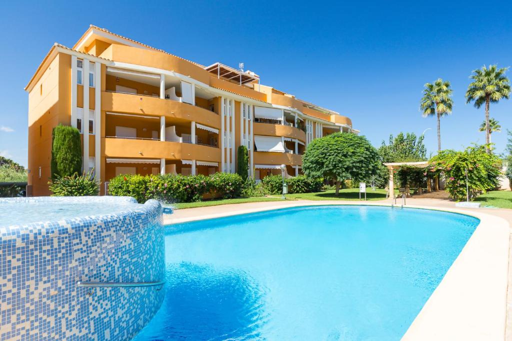 Coastal Living fully equipped 200m from the Beach - 1