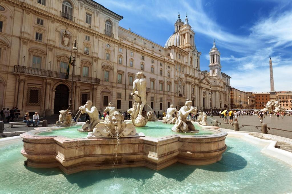 Navona award Collection - 2