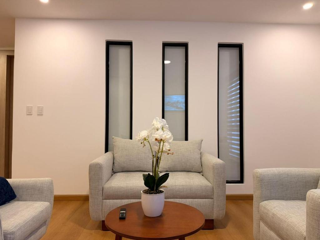 Modern and great location, free garage and wifi - 4