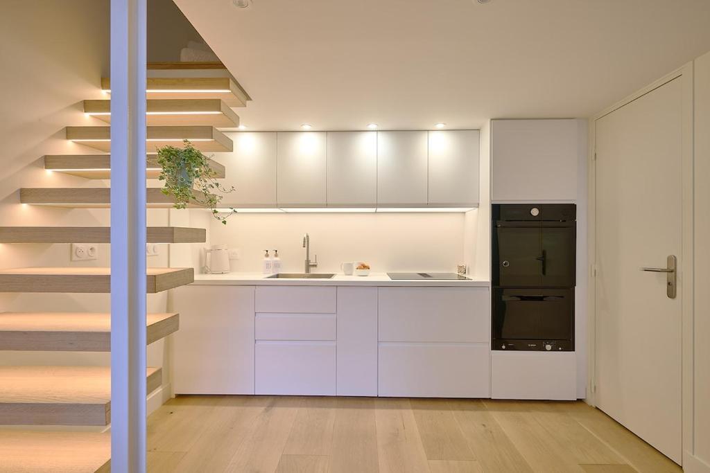 Charming brand new studio with Mezzanine - Odeon - 1