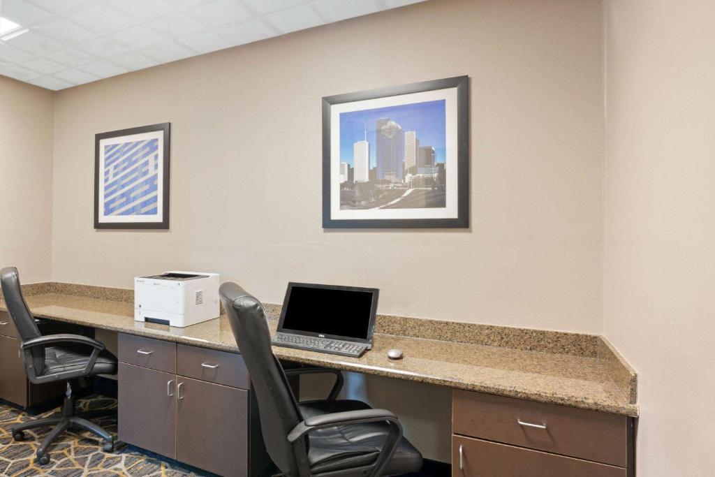 Business center