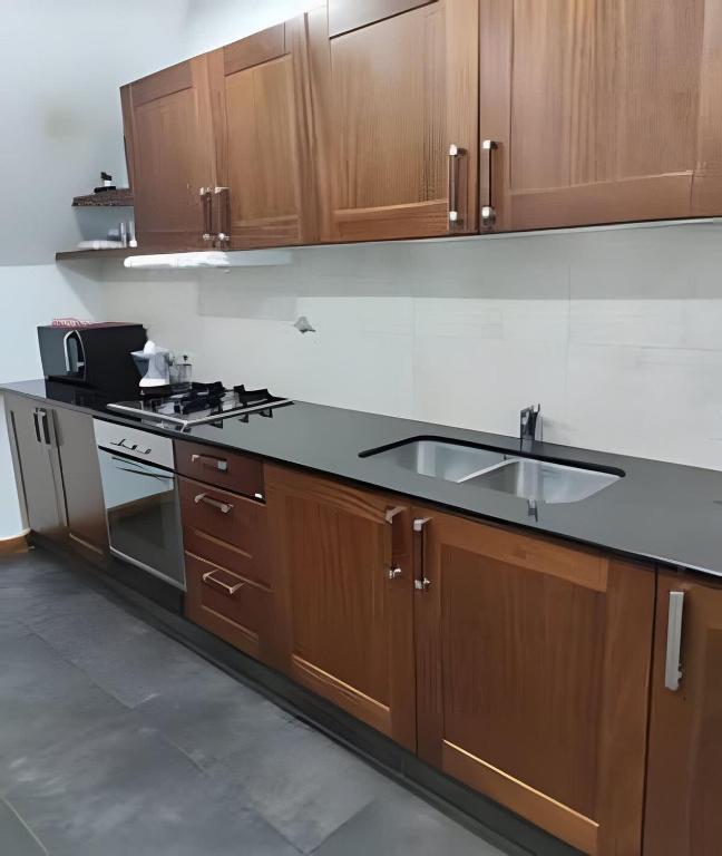 Huge modern in the heart of the city 3A - 3
