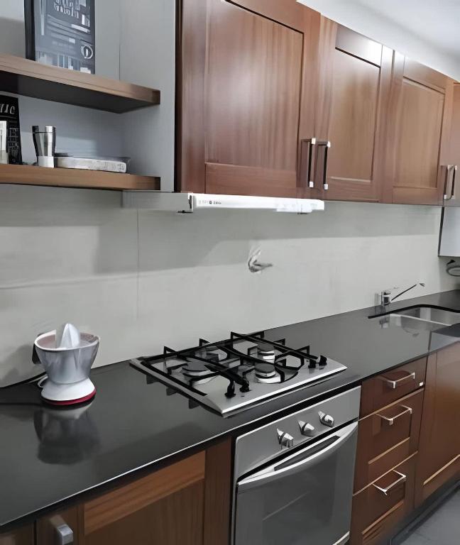 Huge modern in the heart of the city 3A - 5