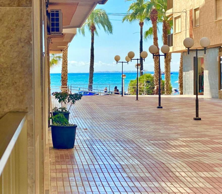Santa Pola Suites - Self Check-in near Beach - 2
