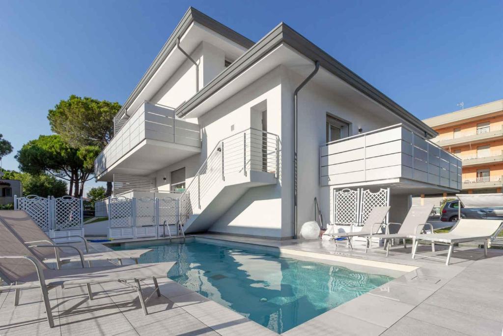 Apartment with Pool in Bibione 53918 - 1