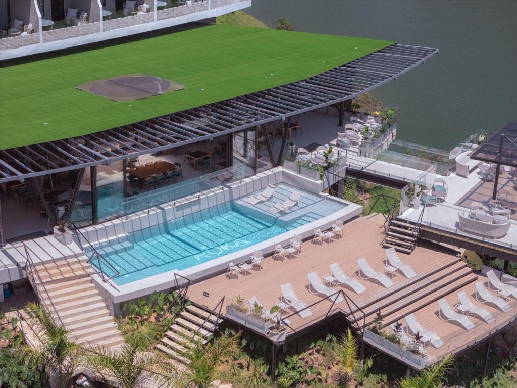 Roka Hotel - 5