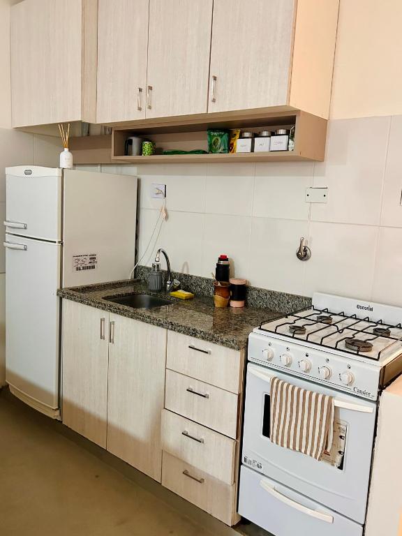 Full apartment in a residential neighborhood of Iguazú - 2