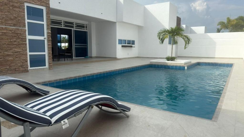 Casa Oasis Con Piscina Privada en Flandes Tolima - 1