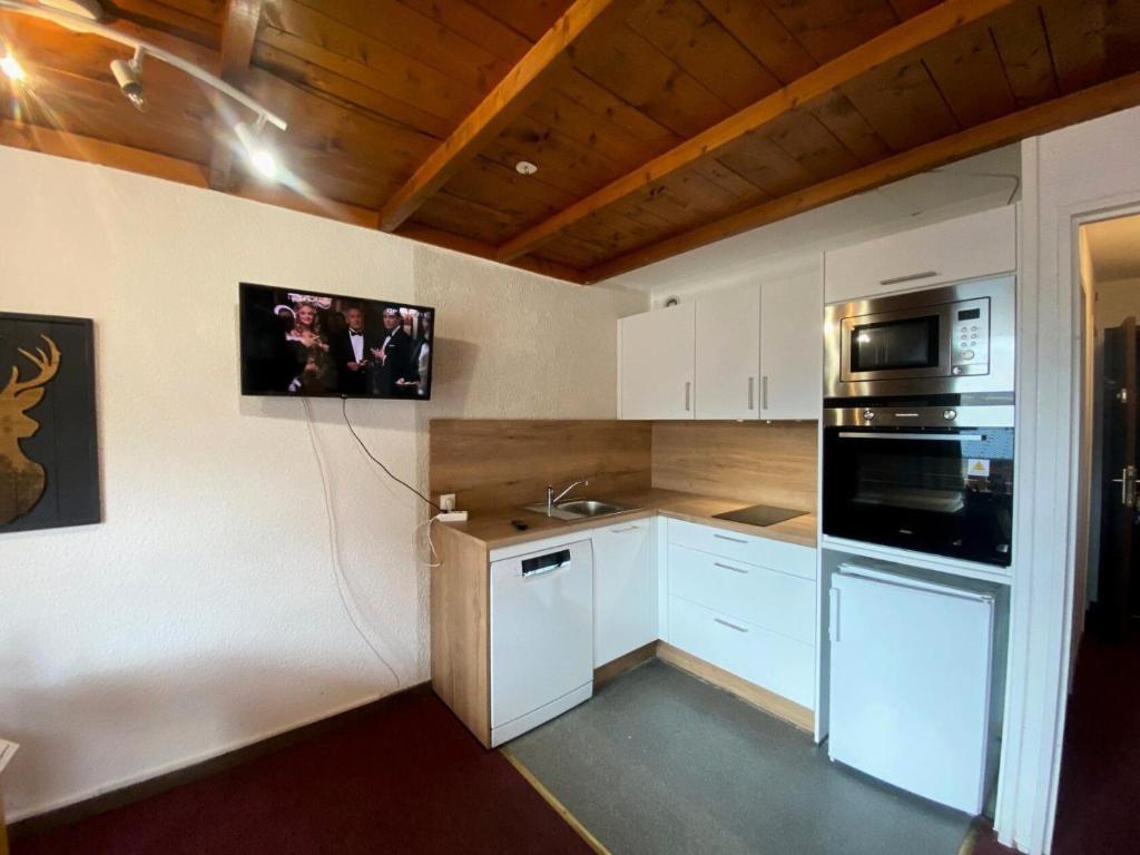 Résidence Lac Blanc - VAL THORENS location: studio pour 4 personnes oriénté sud ouest résidence Lac Blanc MAE-9050 - 1