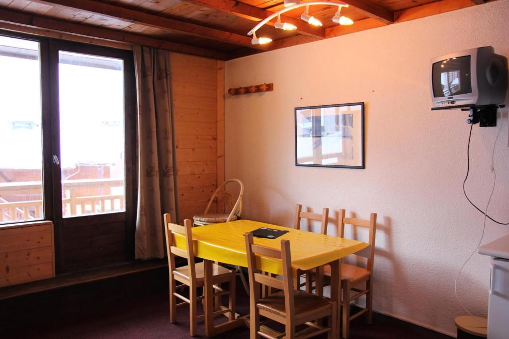 Résidence Lac Blanc - VAL THORENS location: studio pour 4 personnes oriénté sud ouest résidence Lac Blanc MAE-9050 - 4