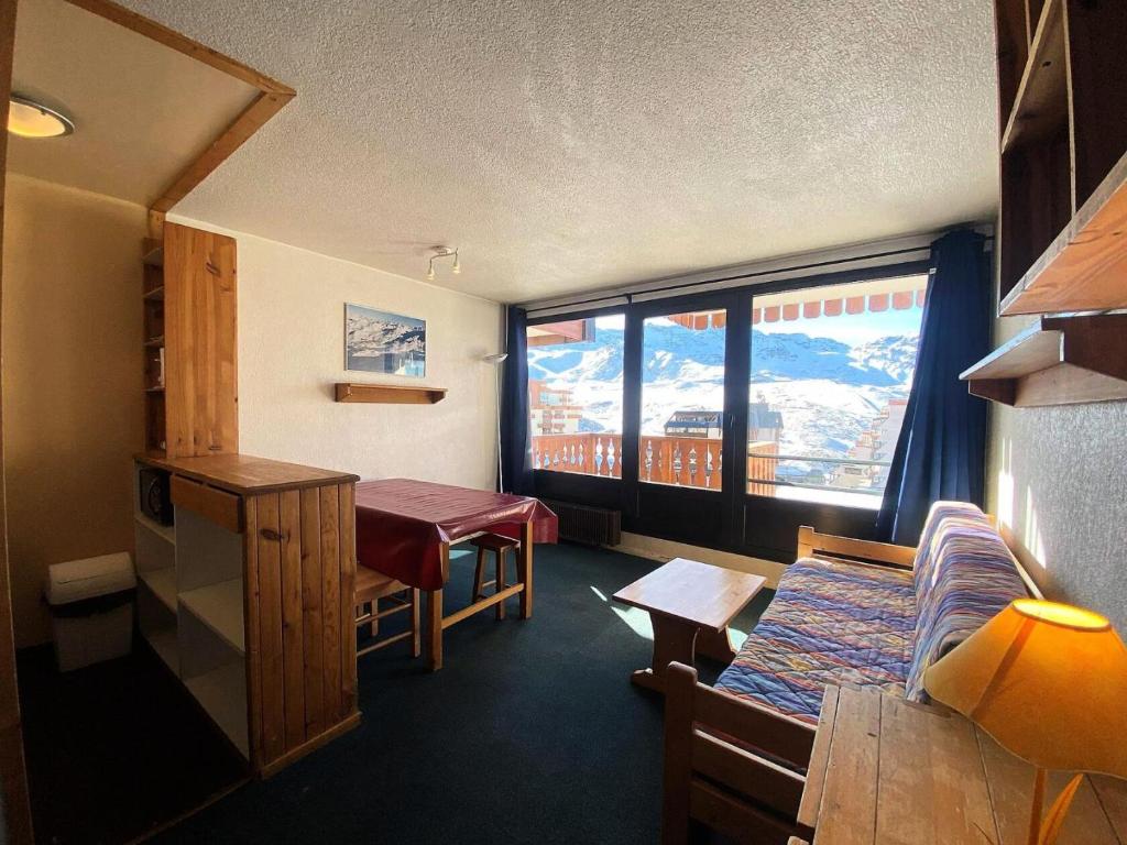 Résidence Neves - VAL THORENS location: Studio pour 4 personnes dans un quartier jeune et animé (LES NEVES) MAE-9095 - 2