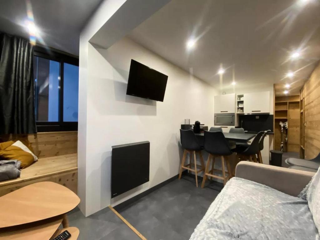 Résidence Vanoise - VAL THORENS location: Studio pour 4 en plein centre de la station MAE-9107 - 2