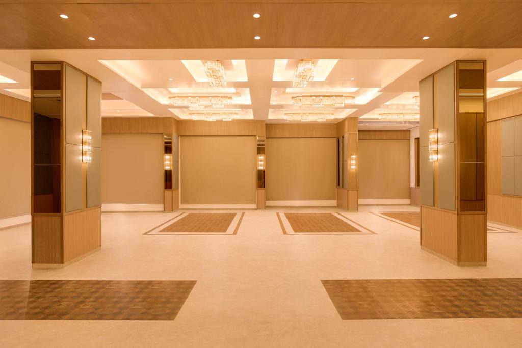 Keys Select by Lemon Tree Hotels, Vadodara 宴会場