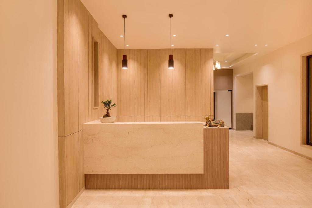 フロント・ロビー