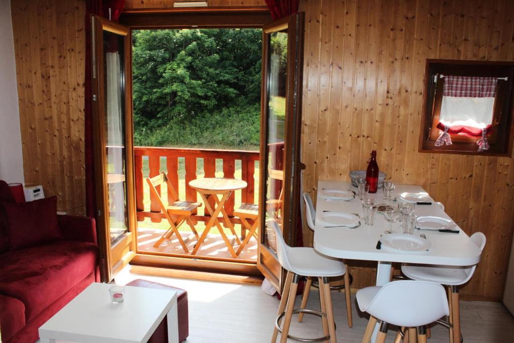 Résidence La Croix Du Sud - Studio cabine 4 personnes 2 exposé est MAE-9044 - 3