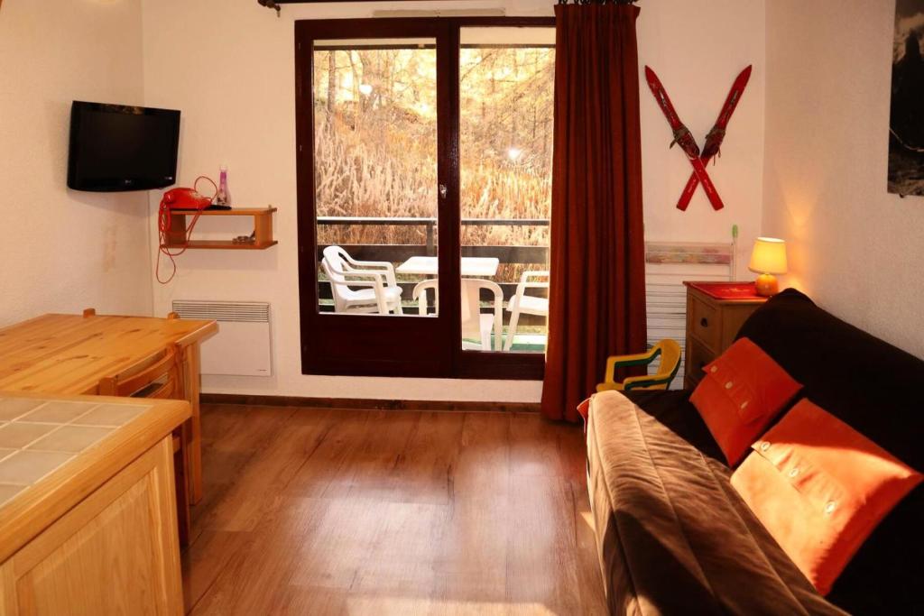 Résidence Le Pouzenc - Studio 6 personnes accès direct aux pistes MAE-7004 - 1